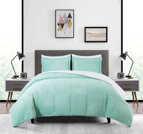 Aqua Reversible Sherpa Comforter Set – King Size